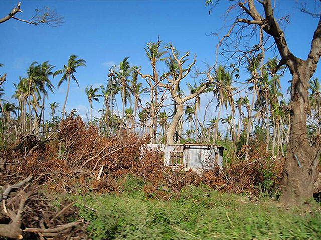 Cyclone Pam 01