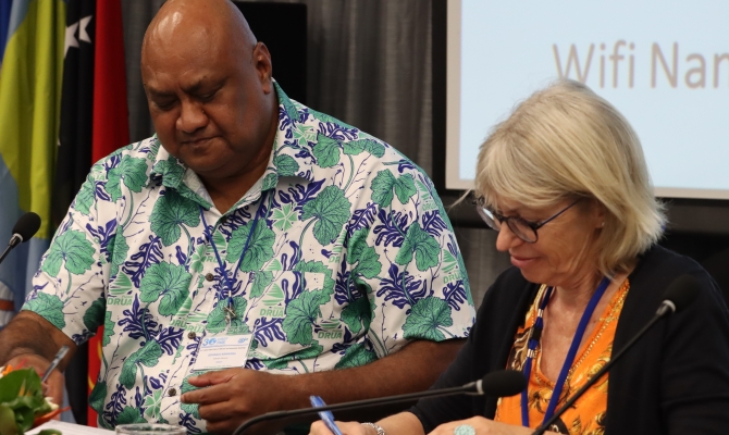 SPREP and IRD MOU signing