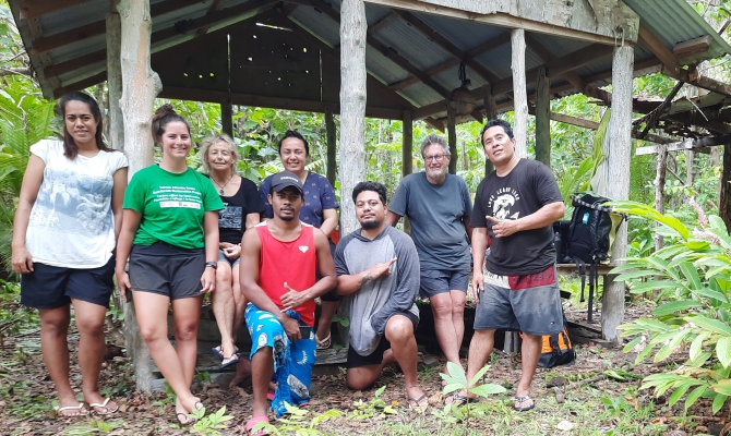 Nuutele seabird survey team 